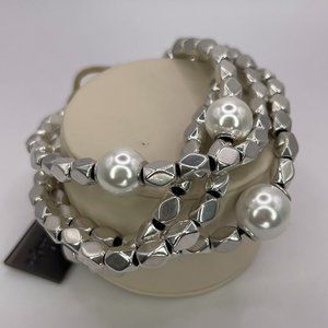 *NEW* PEARL BRACELET UNO DE 50
